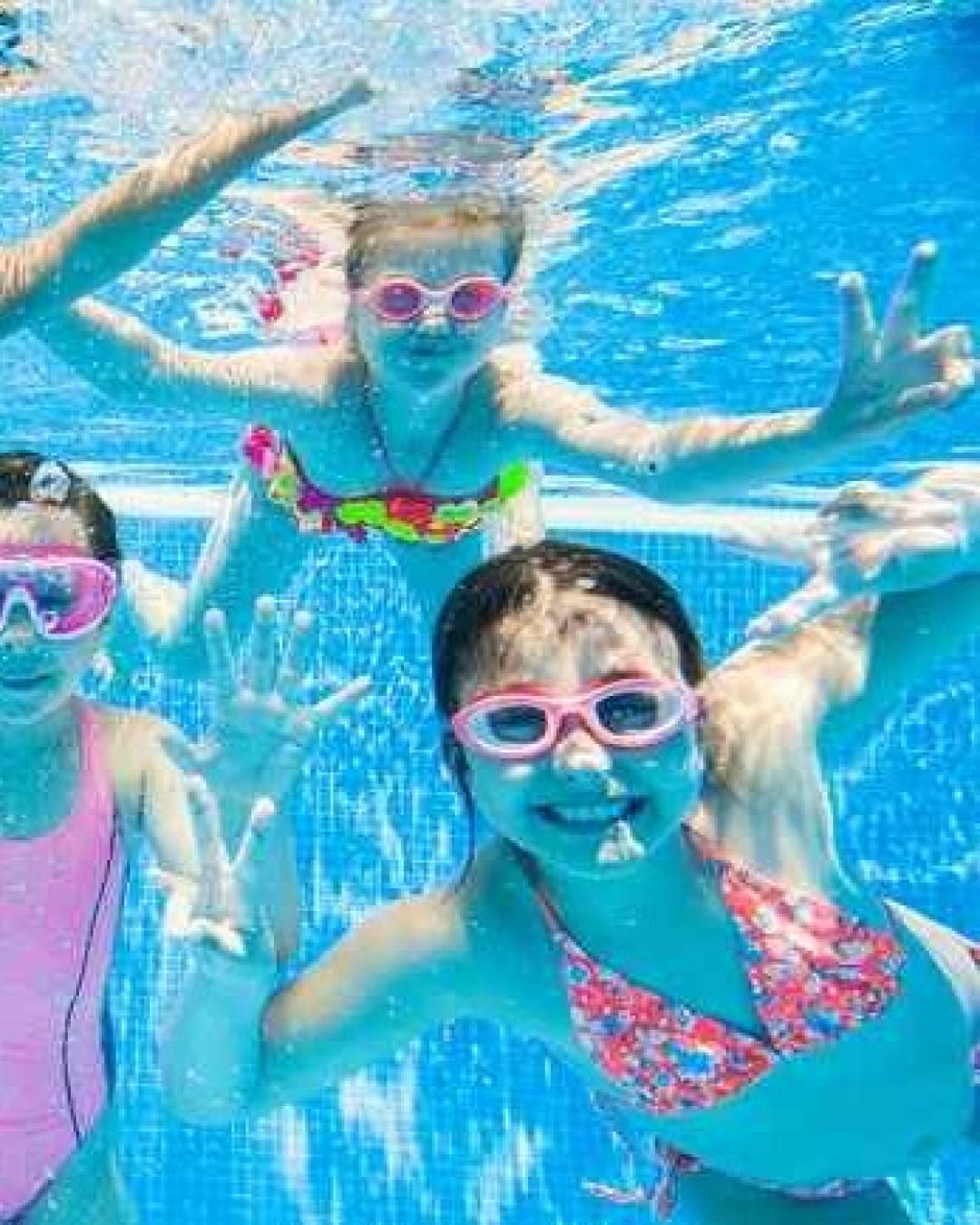 8-manfaat-renang-untuk-anak-yang-sayang-dilewatkan